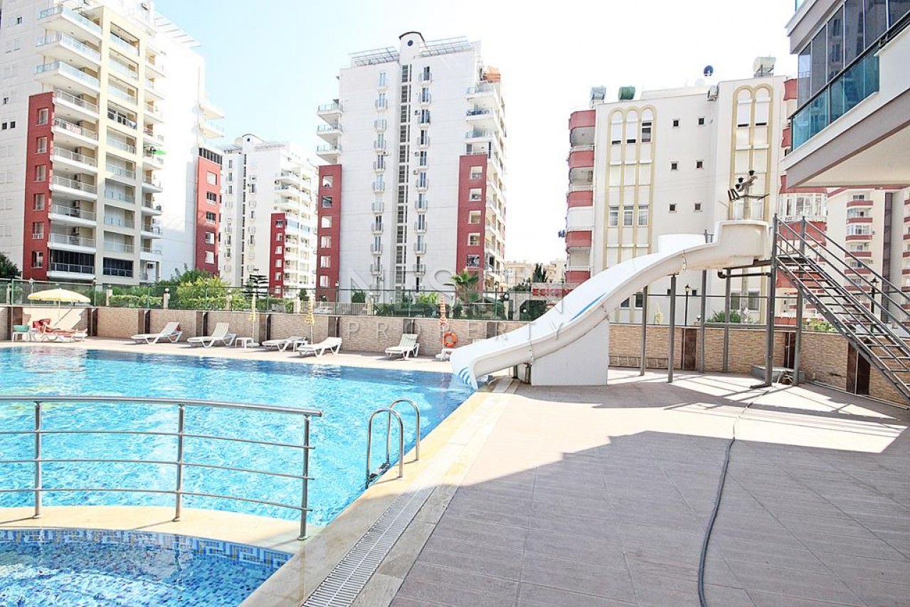 Пентхаус 3+1 с мебелью с видом на море в резиденции в центре Махмутлара фото 7