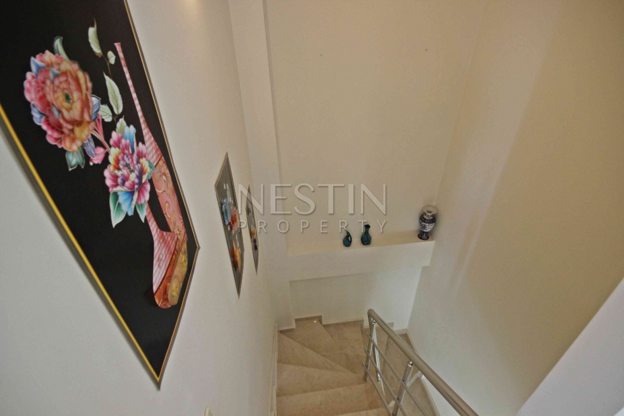 Пентхаус 3+1 с мебелью с видом на море в резиденции в центре Махмутлара фото 22