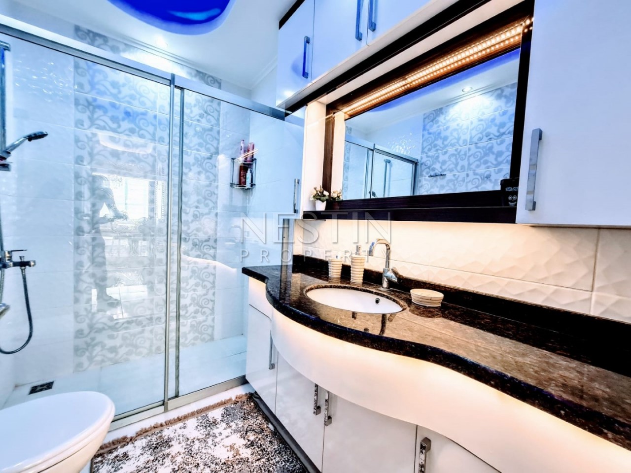 Большая квартира 2+1 с новой мебелью в роскошной резиденции в Махмутларе фото 39