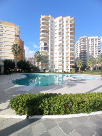 Квартира 1+1 в самом центре Махмутлара с видом на море фото 1