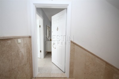 Квартира 2+1 с дизайнерской мебелью в центре Алании, вид на пляж Клеопатры фото 3