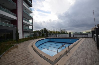 Квартира 2+1 с мебелью и отдельной кухней в районе Махмутлар фото 2