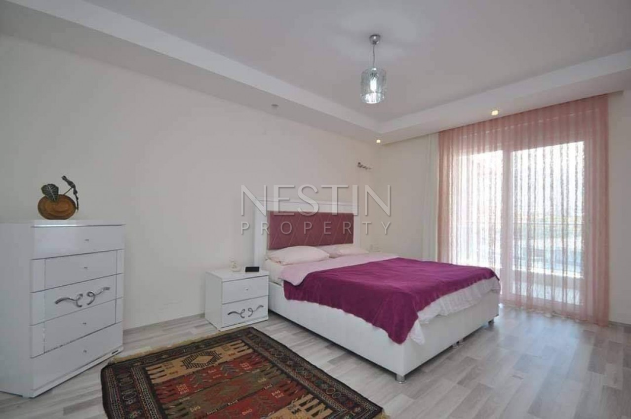 Очень большой пентхаус 5+1 с панорамным видом на Средиземное море в Кестеле фото 15