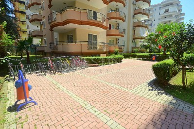 Квартира 2+1 с видом на море в комплексе в центре Махмутлара фото 3