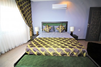 Просторный двухэтажный пентхаус 4+1 с панорамным видом на море в Махмутларе фото 28