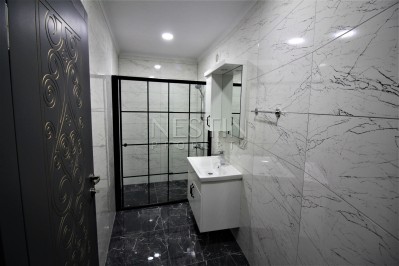 Просторный двухэтажный пентхаус 4+1 с панорамным видом на море в Махмутларе фото 43