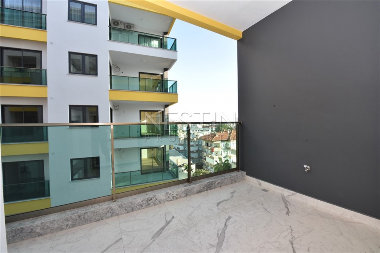 Светлая квартира 1+1 в новом комплексе класса Люкс в центре Аланьи фото 13