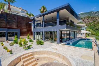 Роскошная вилла 4+1 с видом на Средиземное море в центре Аланьи фото 2