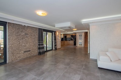 Роскошная вилла 4+1 с видом на Средиземное море в центре Аланьи фото 7