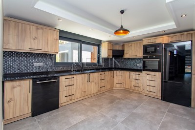 Роскошная вилла 4+1 с видом на Средиземное море в центре Аланьи фото 8