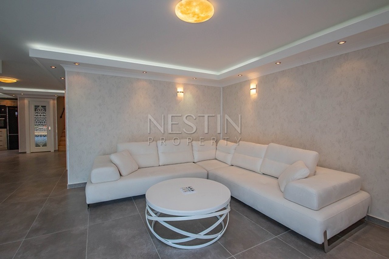 Роскошная вилла 4+1 с видом на Средиземное море в центре Аланьи фото 9