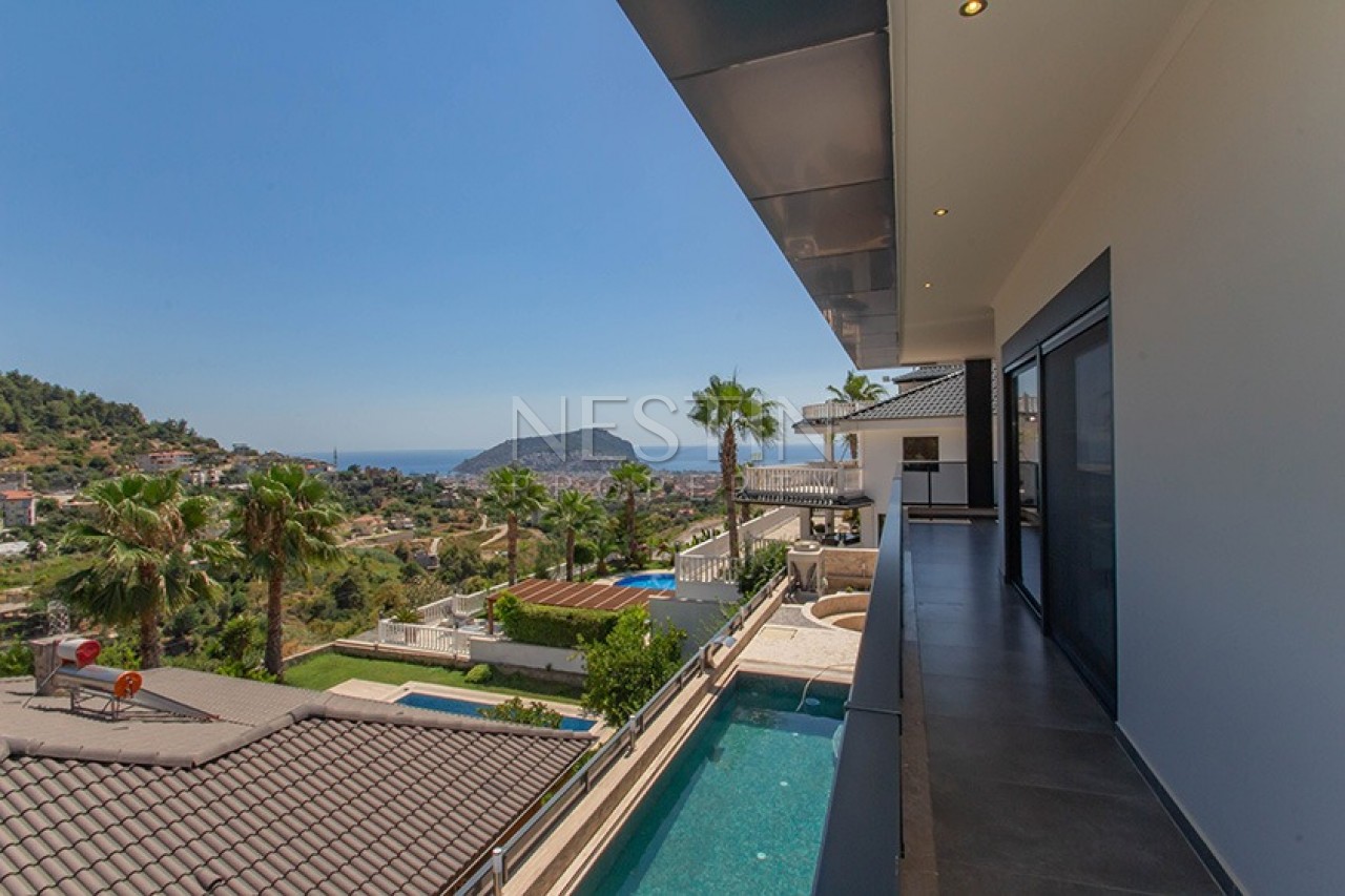 Роскошная вилла 4+1 с видом на Средиземное море в центре Аланьи фото 36