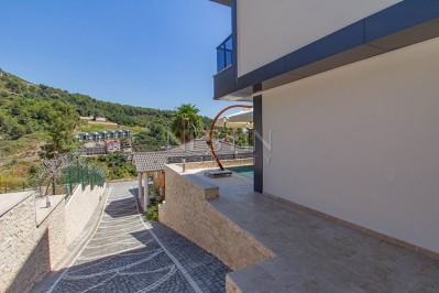 Роскошная вилла 4+1 с видом на Средиземное море в центре Аланьи фото 37