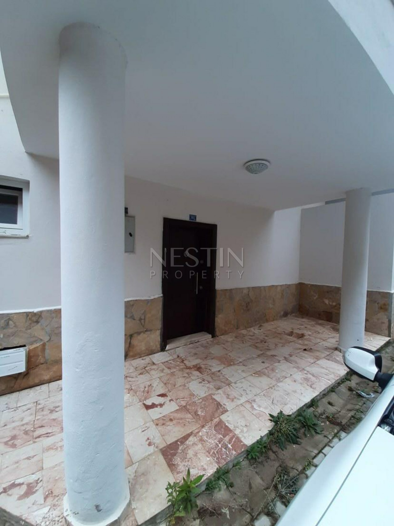 Вилла 3+1 с собственным земельным участком в районе Бекташ фото 6