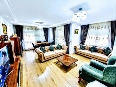 Очень большой пентхаус 5+1 с видом на горы в Махмутларе фото 1