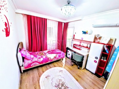 Очень большой пентхаус 5+1 с видом на горы в Махмутларе фото 9