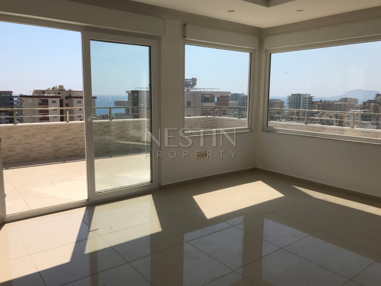 Просторный пенхаус 3+1 с видом на море в центре Махмутлара фото 13