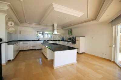 Вилла 6+1 класса Люкс с бассейном в районе Джикджилли фото 12