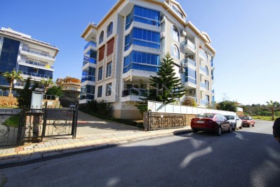 Квартира 1+1 с новой мебелью в 300 м от моря в Кестель фото 6