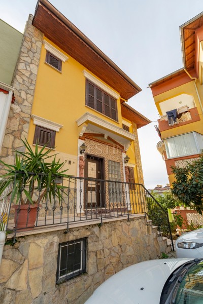 Вилла 3+1 с видом на Средиземное море в центре Алании фото 1