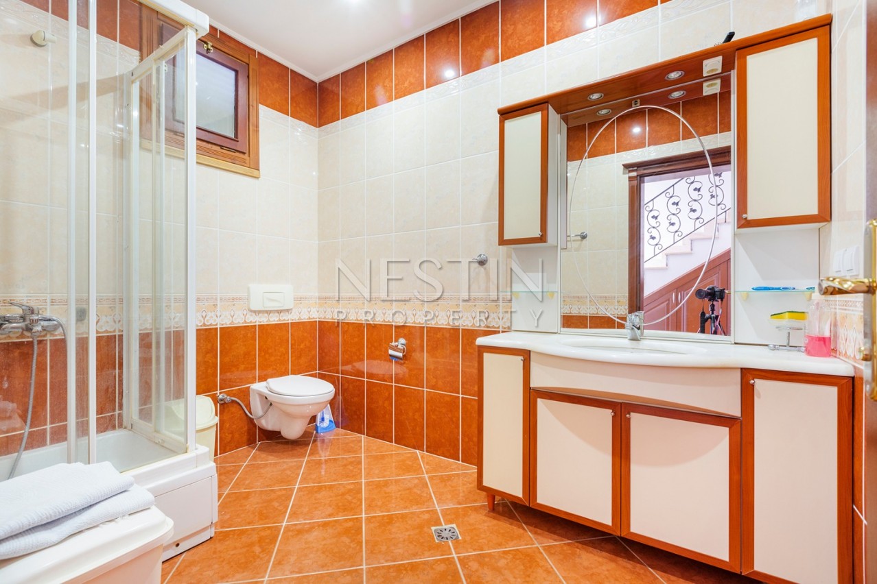 Вилла 3+1 с видом на Средиземное море в центре Алании фото 20