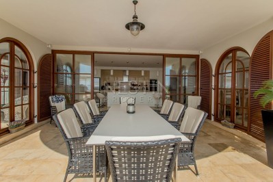 Роскошная вилла 5+2 с бассейном в районе Бекташ фото 4