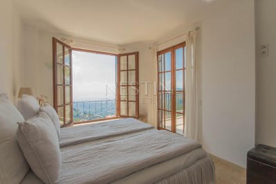 Роскошная вилла 5+2 с бассейном в районе Бекташ фото 8