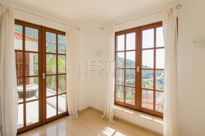 Роскошная вилла 5+2 с бассейном в районе Бекташ фото 13