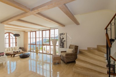 Роскошная вилла 5+2 с бассейном в районе Бекташ фото 32