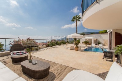 Роскошная вилла 5+2 с бассейном в районе Бекташ фото 43