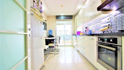 Светлая квартира в доме с инфраструктурой и большим садом в Коньяалты фото 14