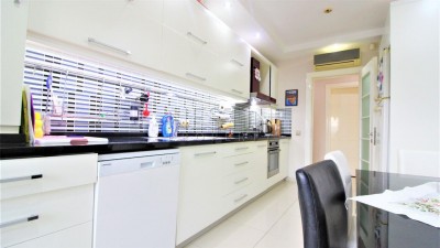 Светлая квартира в доме с инфраструктурой и большим садом в Коньяалты фото 15