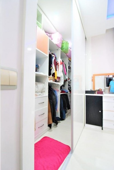 Светлая квартира в доме с инфраструктурой и большим садом в Коньяалты фото 24