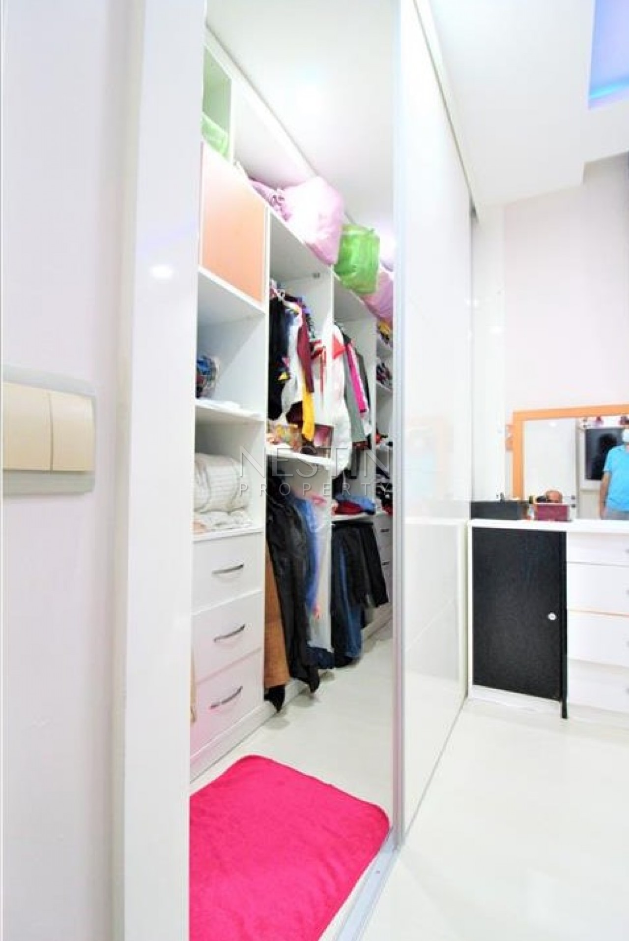 Светлая квартира в доме с инфраструктурой и большим садом в Коньяалты фото 24