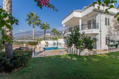 Уютная вилла 3+2 с бассейном и видом на море в Каргыджаке фото 6