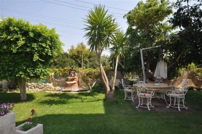 Очень большая вилла 7+1 с бассейном в районе Тепе фото 6