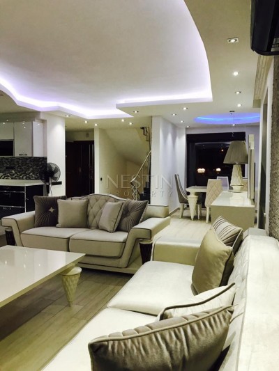 Очень большая вилла 7+1 с бассейном в районе Тепе фото 19