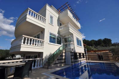 Отдельная вилла 6+2 с лифтом и открытым видом на море фото 1