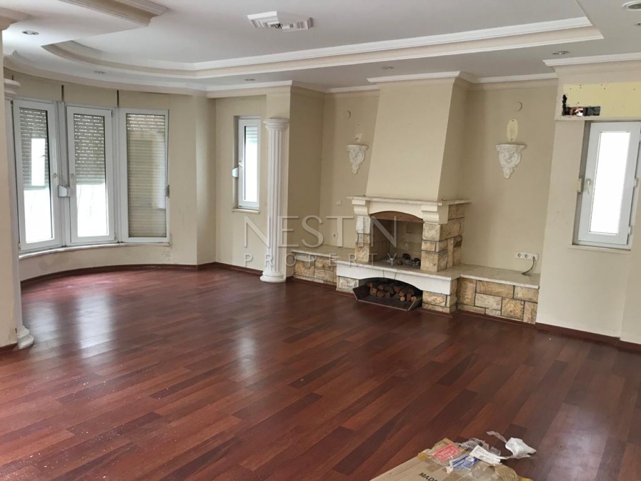 Вилла 4+1 в центре района Махмутлар с видом на Торосские горы фото 3