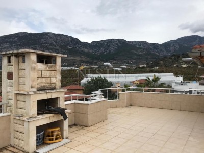 Вилла 4+1 в центре района Махмутлар с видом на Торосские горы фото 9