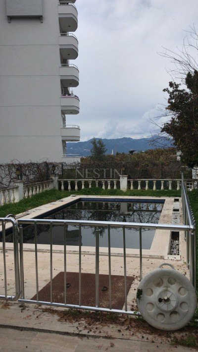 Вилла 4+1 в центре района Махмутлар с видом на Торосские горы фото 10