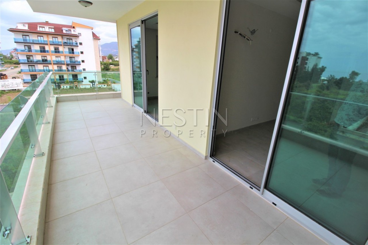 Квартиры в жилом комплексе в районе Кестель в 150 м от моря фото 16