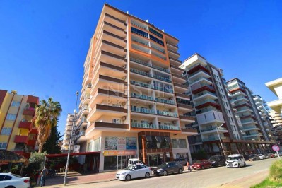 Квартира 1+1 с мебелью в современном комплексе в Махмутларе фото 1