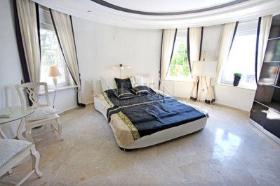 Стильная вилла 3+1 с бассейном в районе Махмутлар фото 30