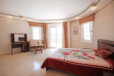 Красивая вилла 3+1 с бассейном в районе Каргыджак фото 31