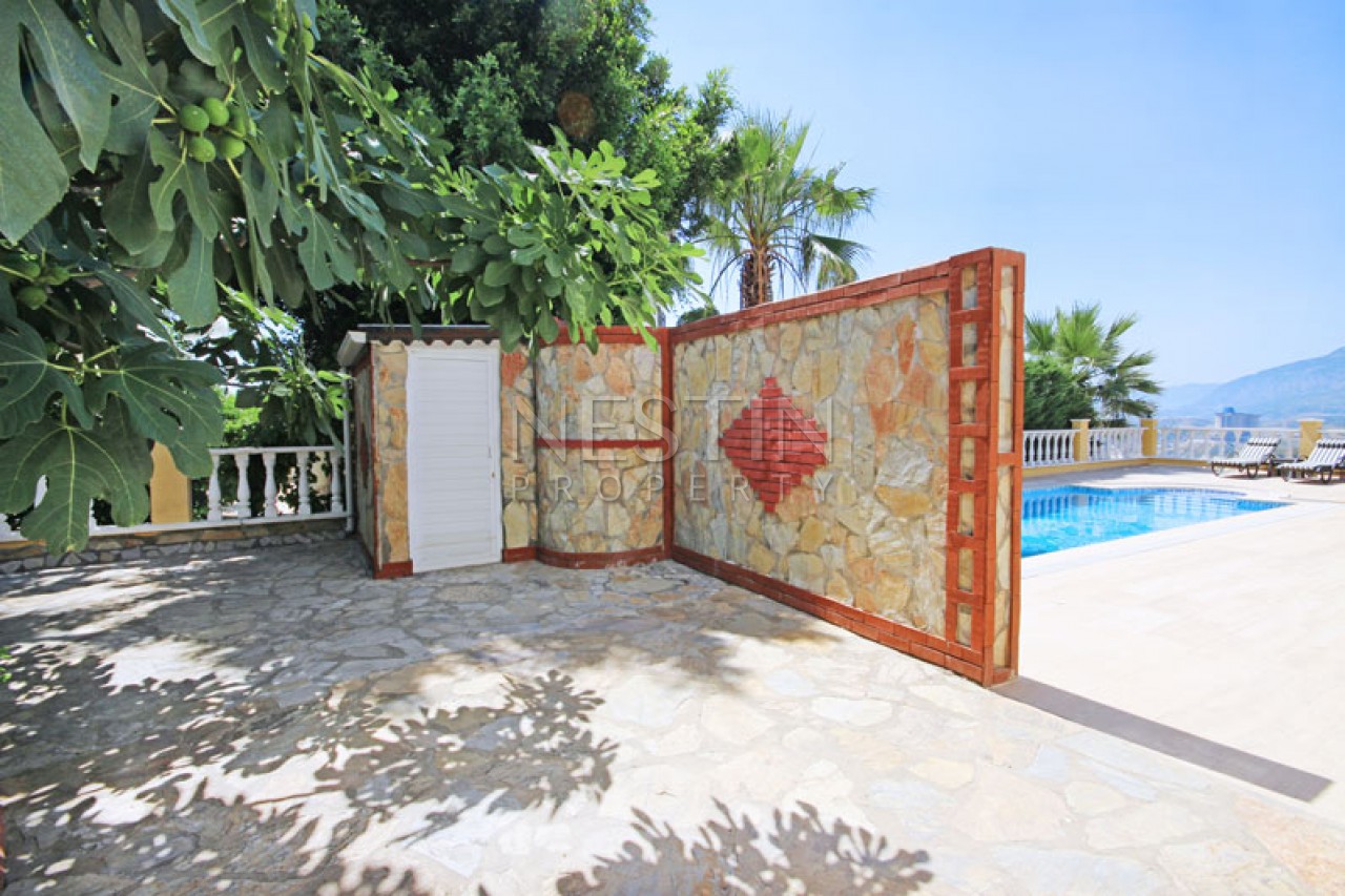 Красивая вилла 3+1 с бассейном в районе Каргыджак фото 47