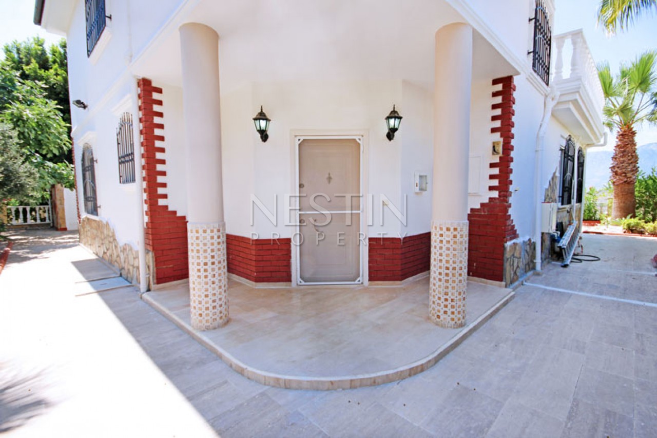 Красивая вилла 3+1 с бассейном в районе Каргыджак фото 49