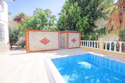 Красивая вилла 3+1 с бассейном в районе Каргыджак фото 53