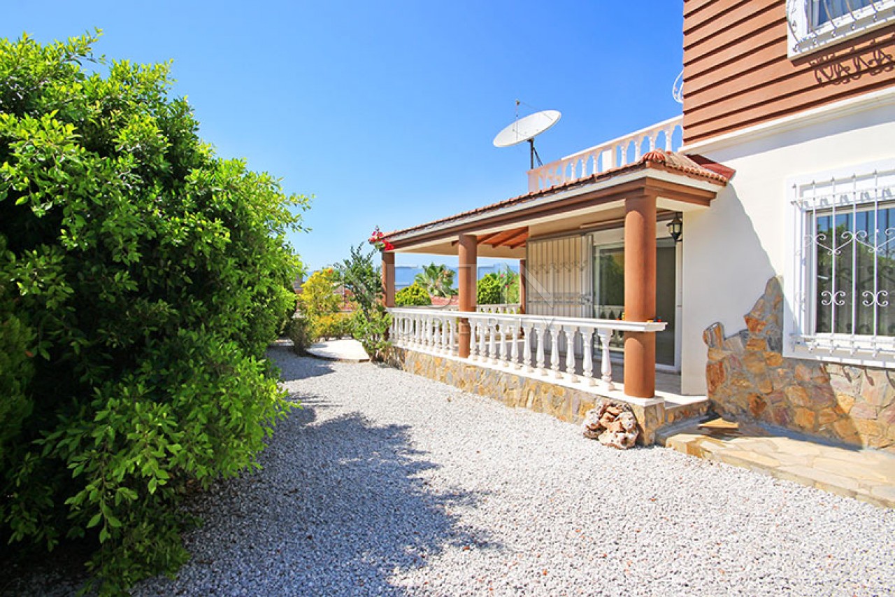 Вилла 3+1 с гаражом в 900 м от моря в районе Махмутлар фото 50