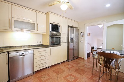 Уютная, большая Вилла 3+1 в районе Махмутлар с видом на горы и Средиземное море фото 11